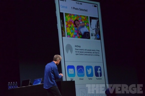 苹果开发者大会图文实录：发布iOS7系统